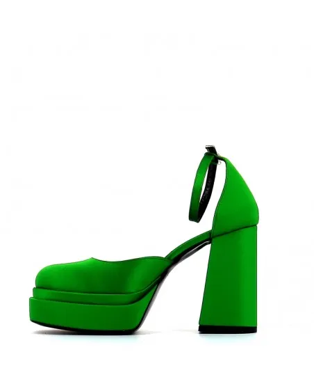 Escarpin Vera satin vert à talon carré