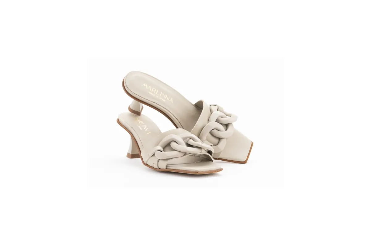 Mules à talon entonnoir et bride à maillons - Beige