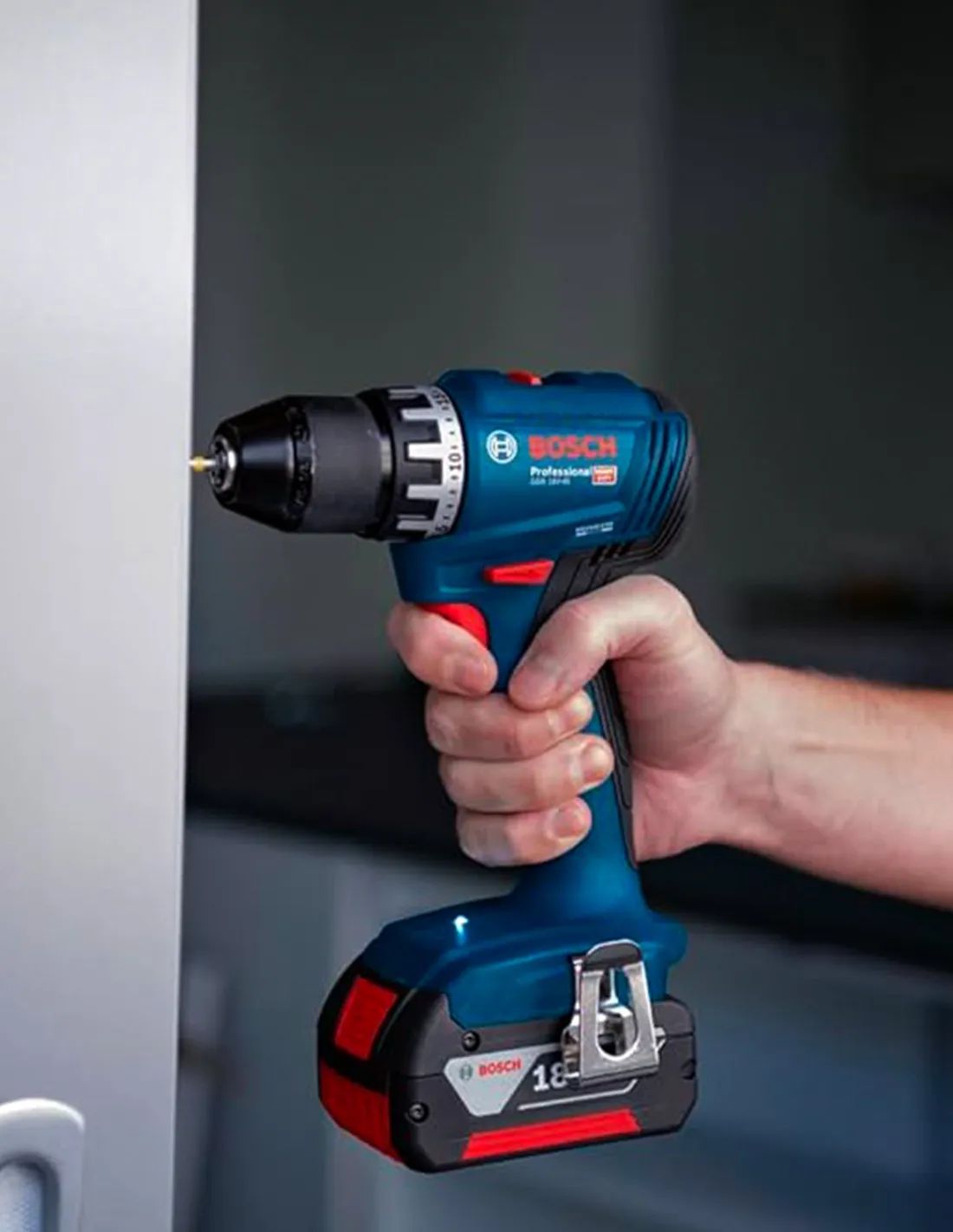 Perceuse-Visseuse BOSCH GSR 18V-45 (Machine seule + L-Boxx 136)